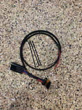 Load image into Gallery viewer, Polaris RZR Plug-and-play taillight adapter